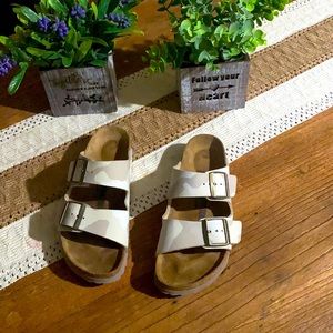 Arizona Soft Footbed
Birko-Flor

Size 37/6.5